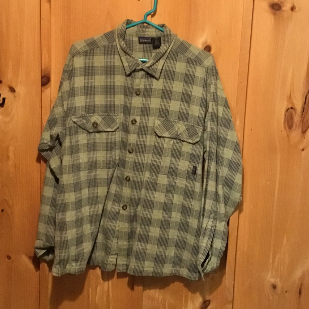 Patagonia Organic Cotton Flannel
Style #5384
Late 90’s
Men’s L